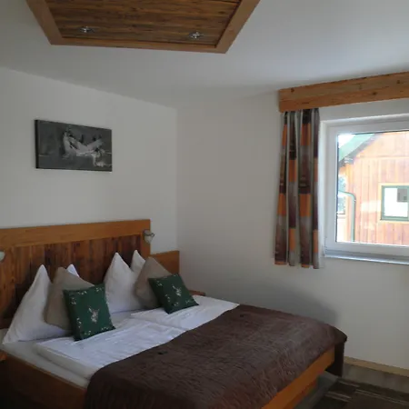 ゲストハウス ペンションバールヴァイン ザルツブルク