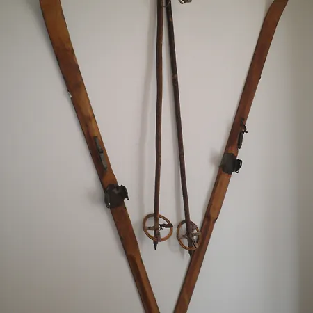 ペンションバールヴァイン ゲストハウス 4*