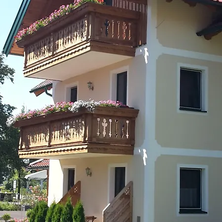 Konukevi Ballwein 4*