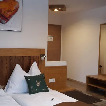 Ballwein Konukevi Salzburg