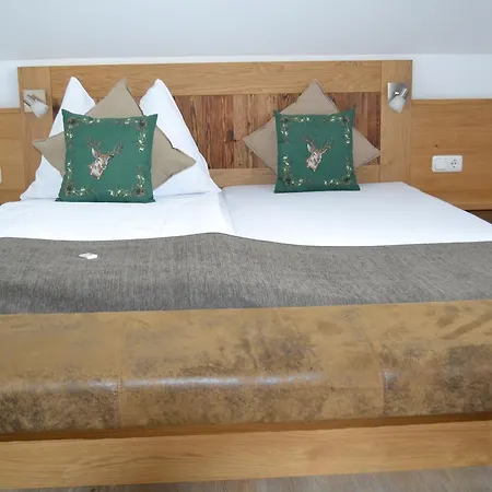 ゲストハウス ペンションバールヴァイン ザルツブルク