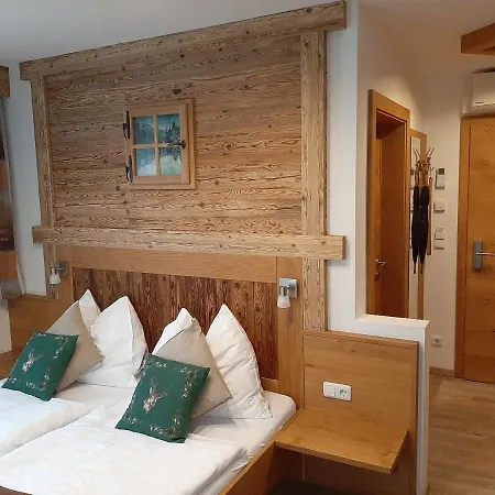 Ballwein Guest house 2*