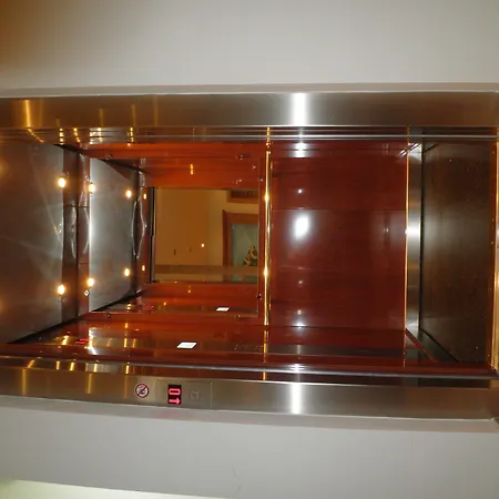 Ballwein Guest house 4*