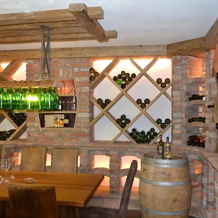 Guest house Ballwein 4*